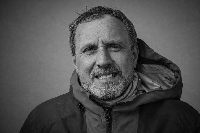 이호르 디키: “전쟁은 개의 모습마저 바꾼다.”