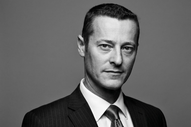 아담 도르: “지금 우리에게는 낙하산이 없다.”